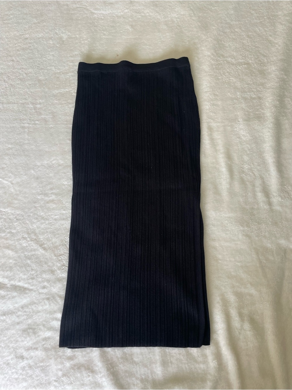 House of Harlow 1960 Black Ribbed Pencil Midi Skirt